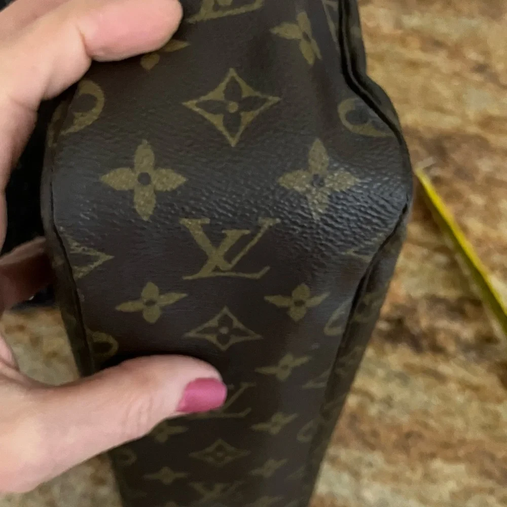 Louis Vuitton Monogram Toiletry Bag in Brown and Gold - Picture 5 of 12